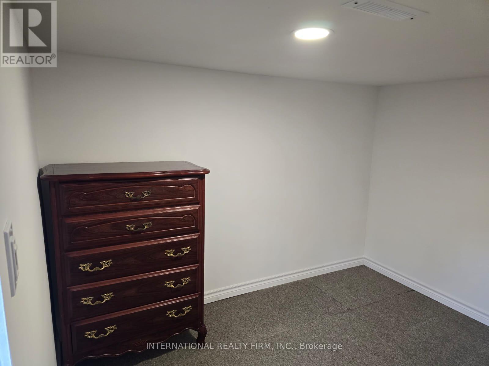 Bsmnt - 731 Knox Avenue, Hamilton, Ontario  L8H 6K7 - Photo 8 - X12707000