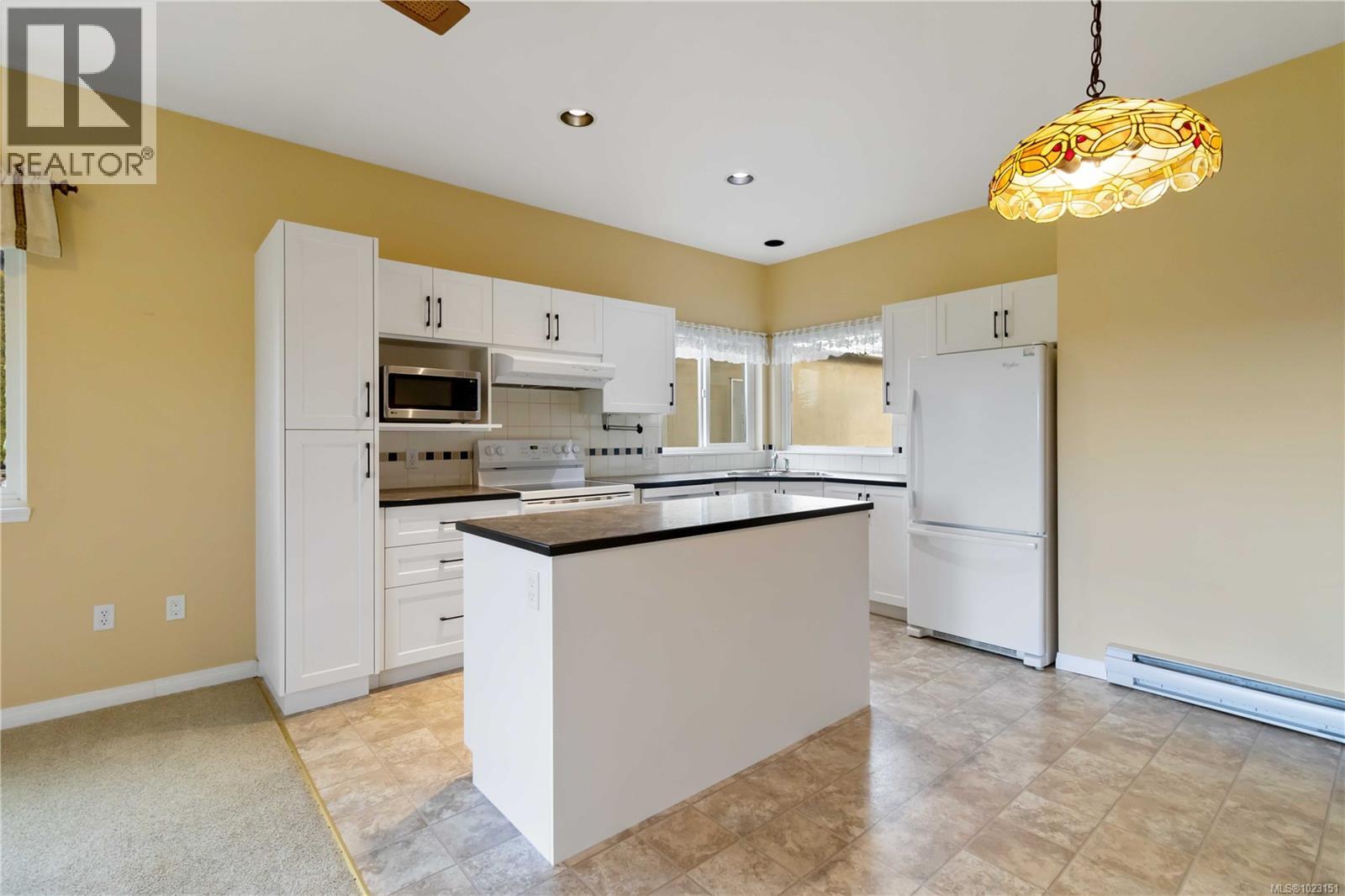 7 4291 Quadra St, Saanich, British Columbia  V8X 1L5 - Photo 15 - 1023151