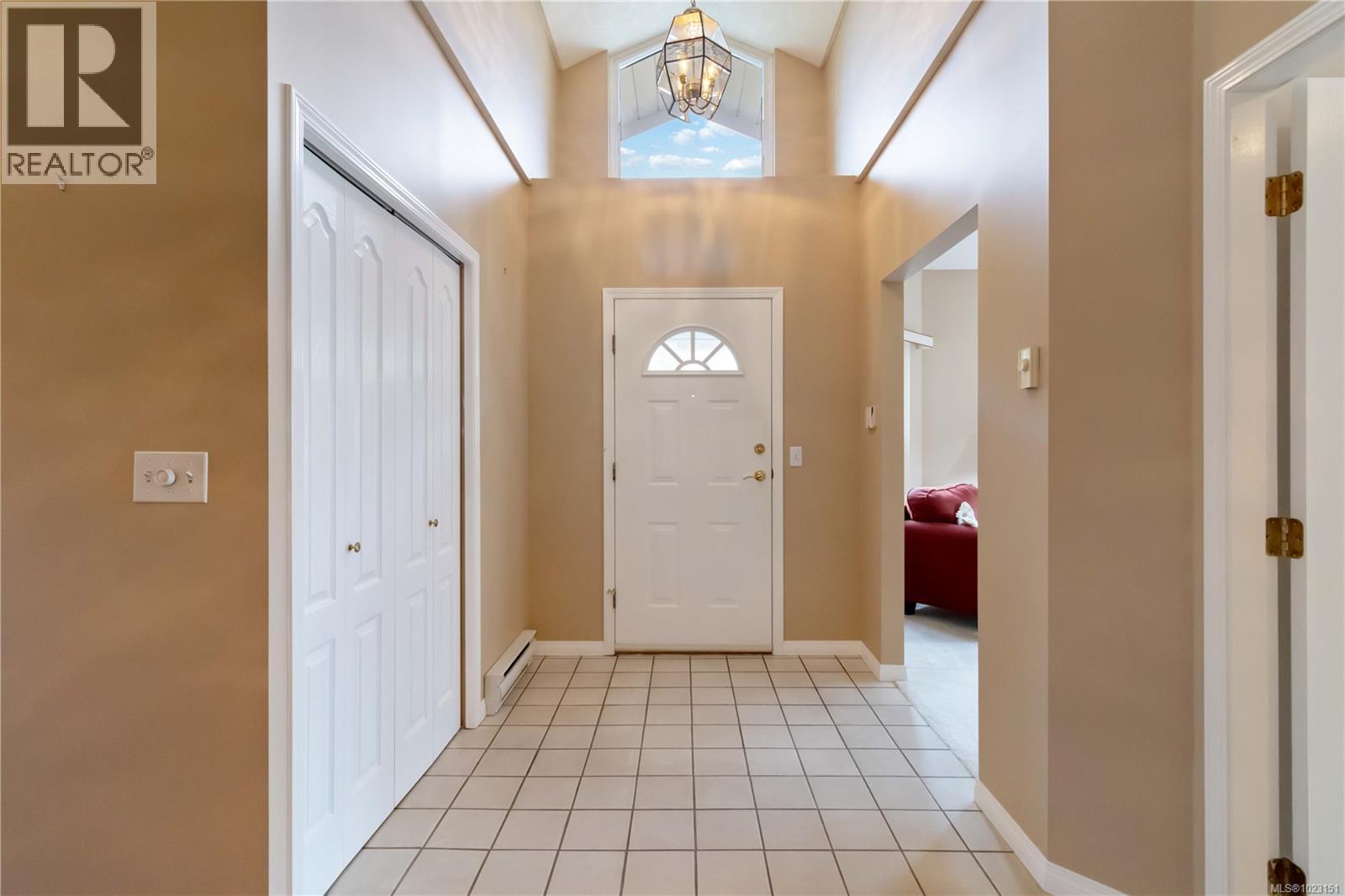 7 4291 Quadra St, Saanich, British Columbia  V8X 1L5 - Photo 6 - 1023151