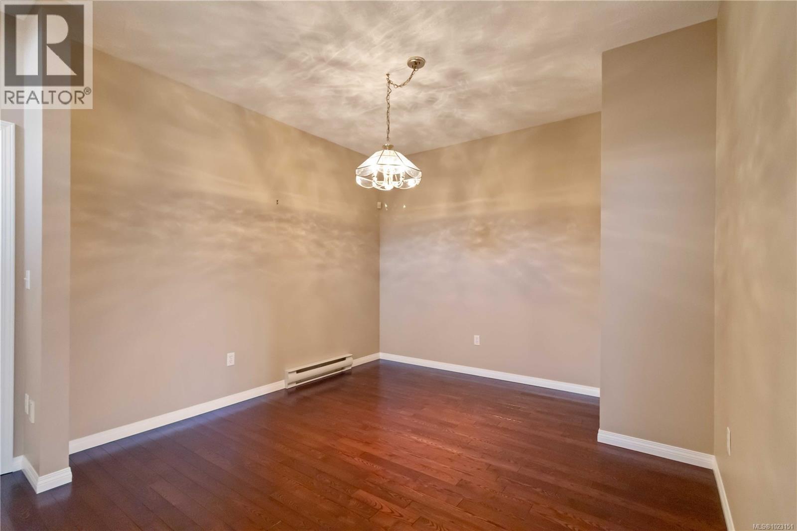 7 4291 Quadra St, Saanich, British Columbia  V8X 1L5 - Photo 20 - 1023151