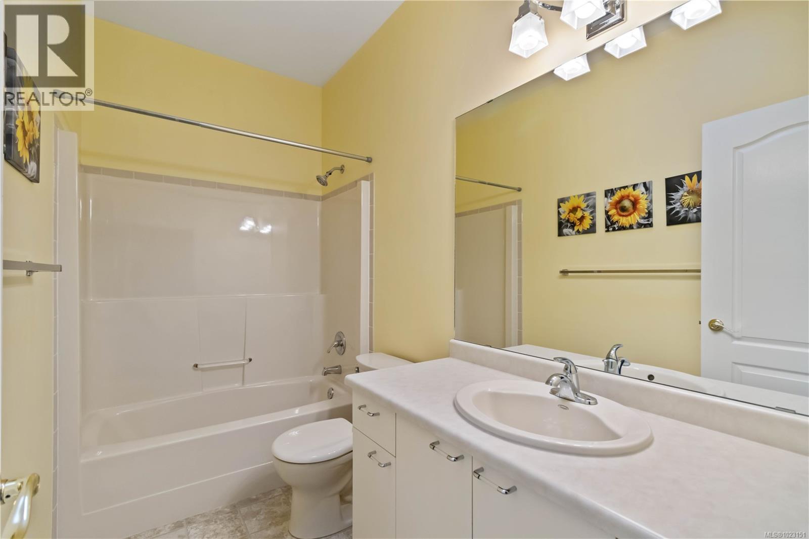 7 4291 Quadra St, Saanich, British Columbia  V8X 1L5 - Photo 22 - 1023151