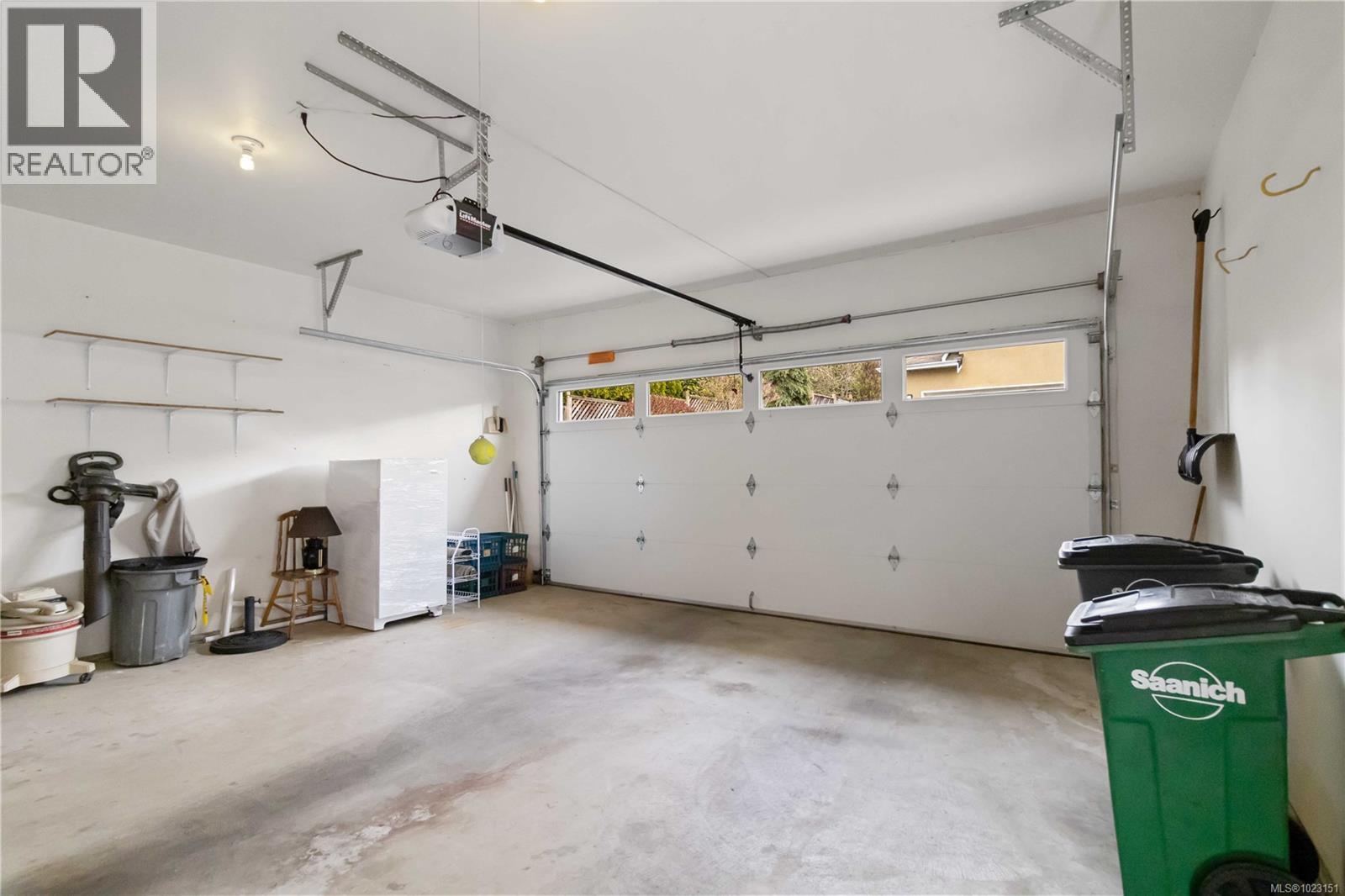 7 4291 Quadra St, Saanich, British Columbia  V8X 1L5 - Photo 30 - 1023151