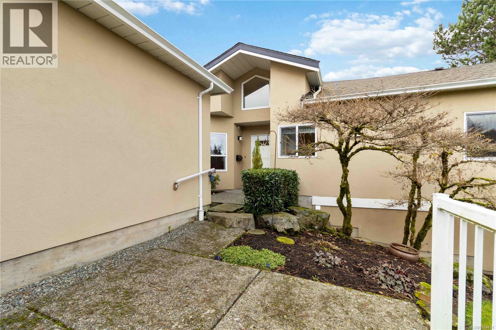 7 4291 Quadra St, Saanich, British Columbia  V8X 1L5 - Photo 44 - 1023151