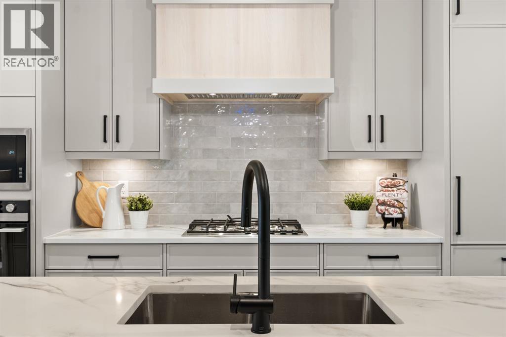 2528 7 Avenue Nw, Calgary, Alberta  T2N 1A4 - Photo 14 - A2280046