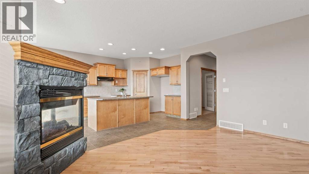 99 Tuscany Ridge Terrace Nw, Calgary, Alberta  T3L 3A6 - Photo 4 - A2278869