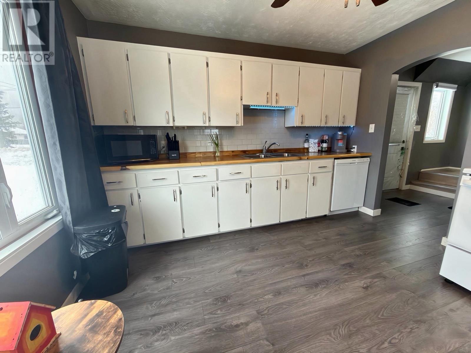 154a Kenogami Rd, Longlac, Ontario  P0T 2A0 - Photo 5 - TB2600031