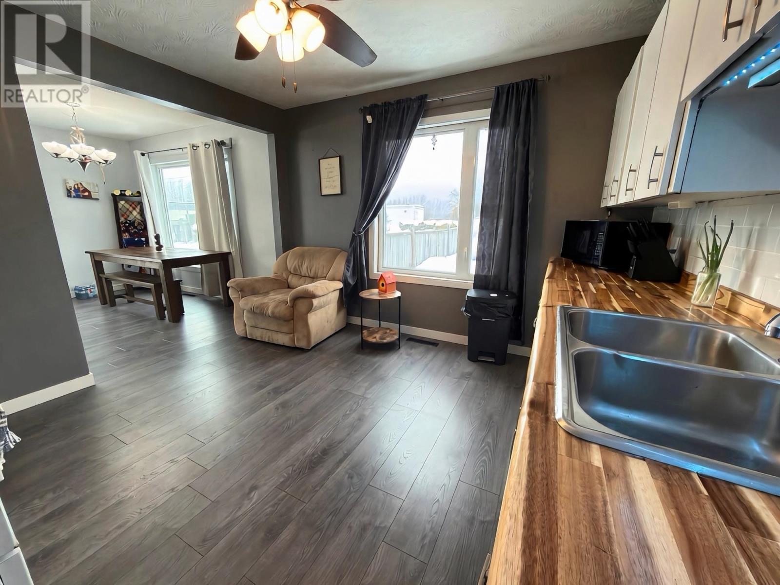 154a Kenogami Rd, Longlac, Ontario  P0T 2A0 - Photo 6 - TB2600031