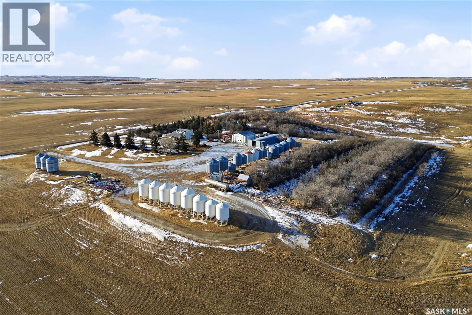 Farmland 3 0f 3, Auvergne Rm No. 76, Saskatchewan  S0N 1Z0 - Photo 2 - SK026665