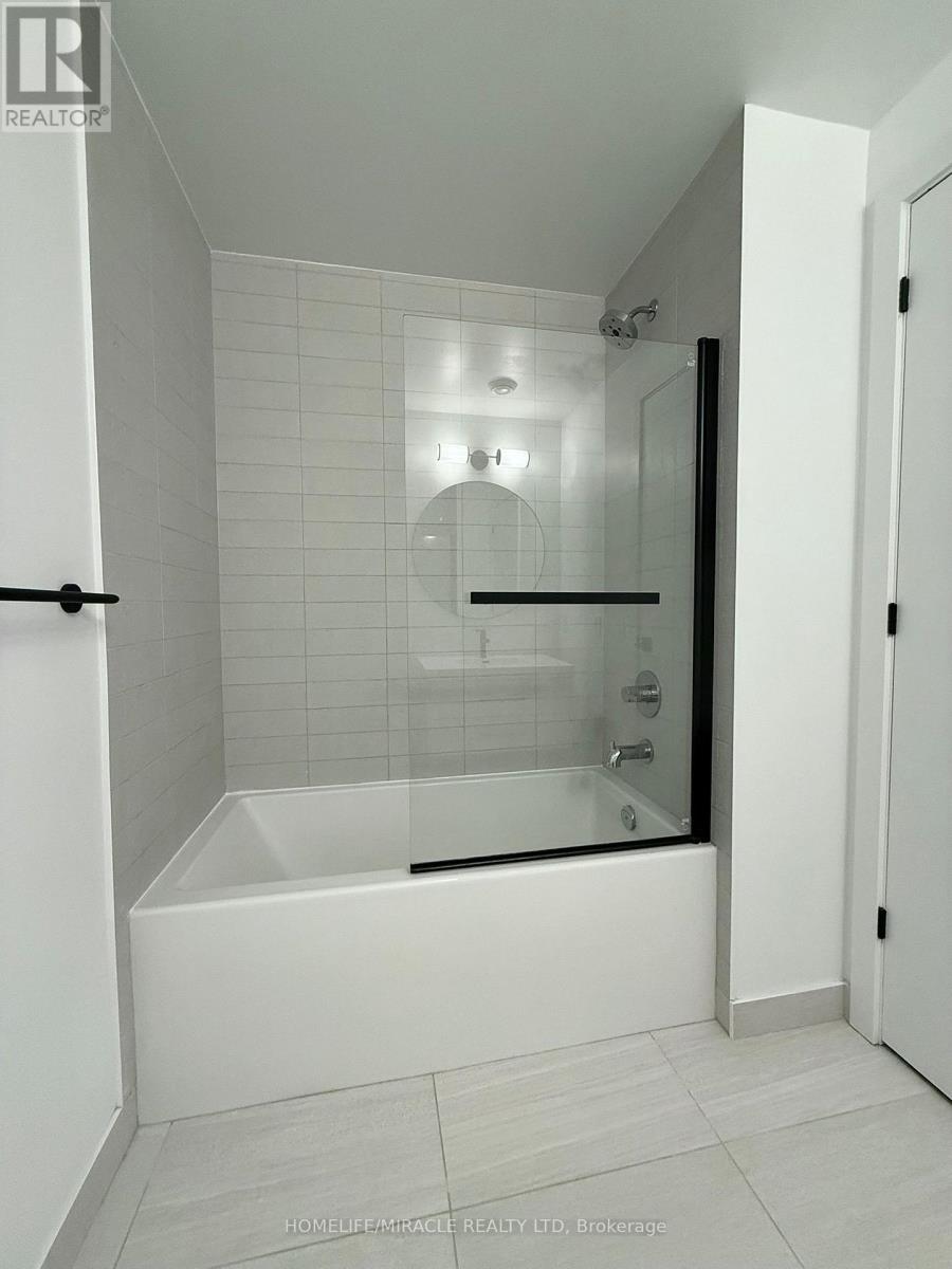 1913 - 403 Church Street, Toronto, Ontario  M4Y 2C2 - Photo 8 - C12609532