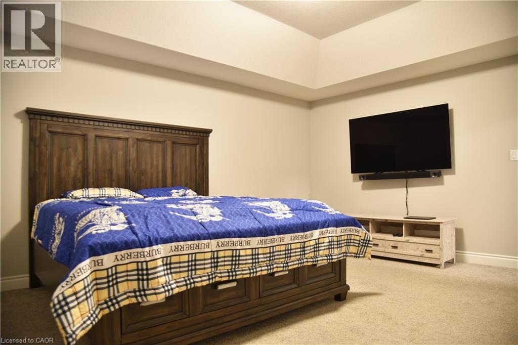 1930 Jim Hebb Way, London, Ontario  N6H 5K3 - Photo 16 - 40799283