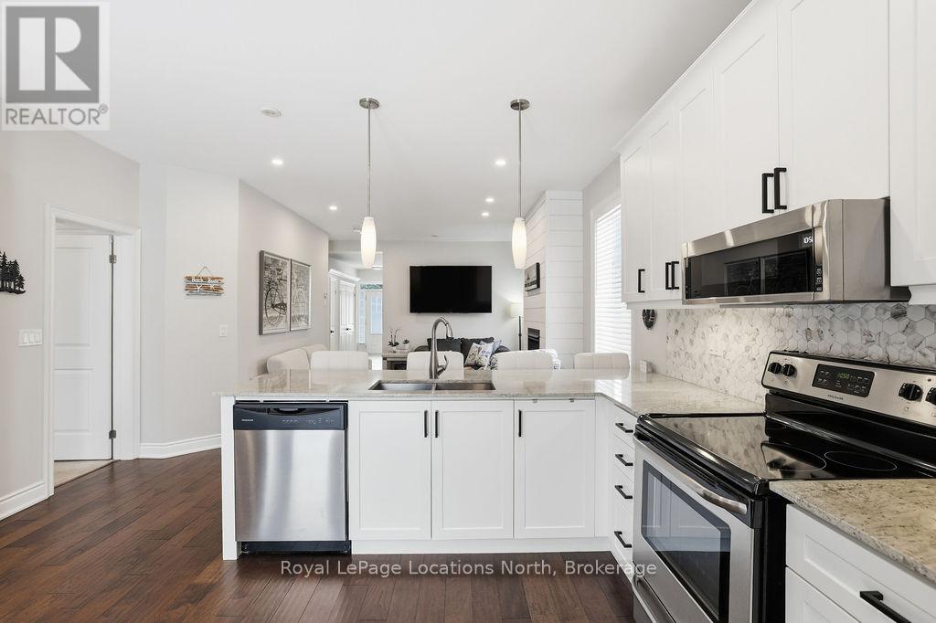 95 Wally Drive, Wasaga Beach, Ontario  L9Z 0G5 - Photo 16 - S12706006