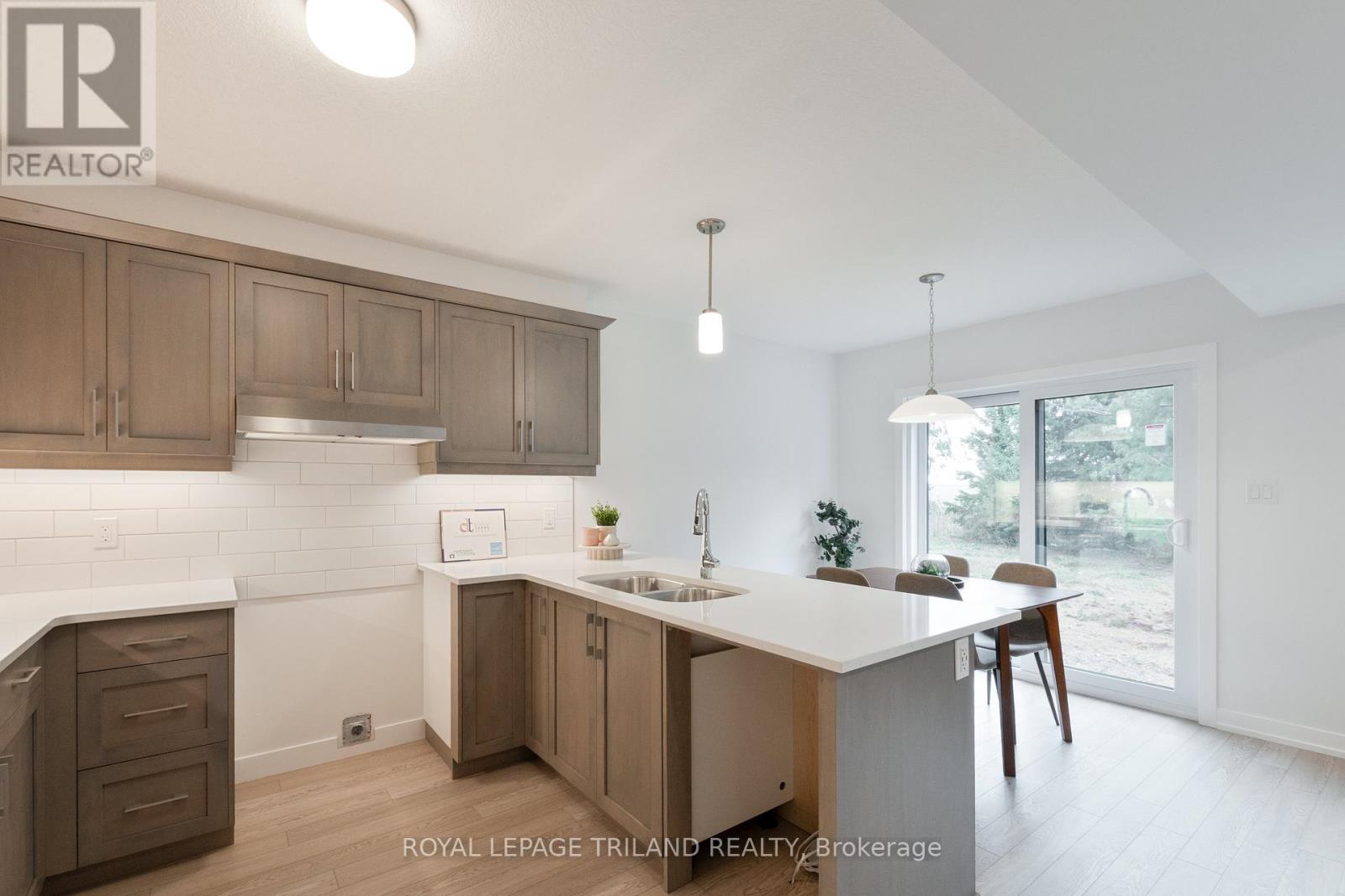 143 Styles Drive, St. Thomas, Ontario  N5R 0R1 - Photo 10 - X12707040