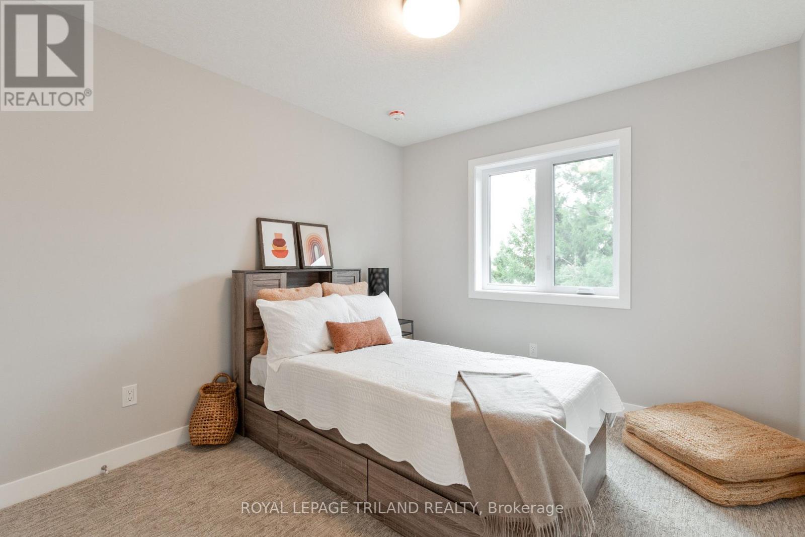 143 Styles Drive, St. Thomas, Ontario  N5R 0R1 - Photo 22 - X12707040