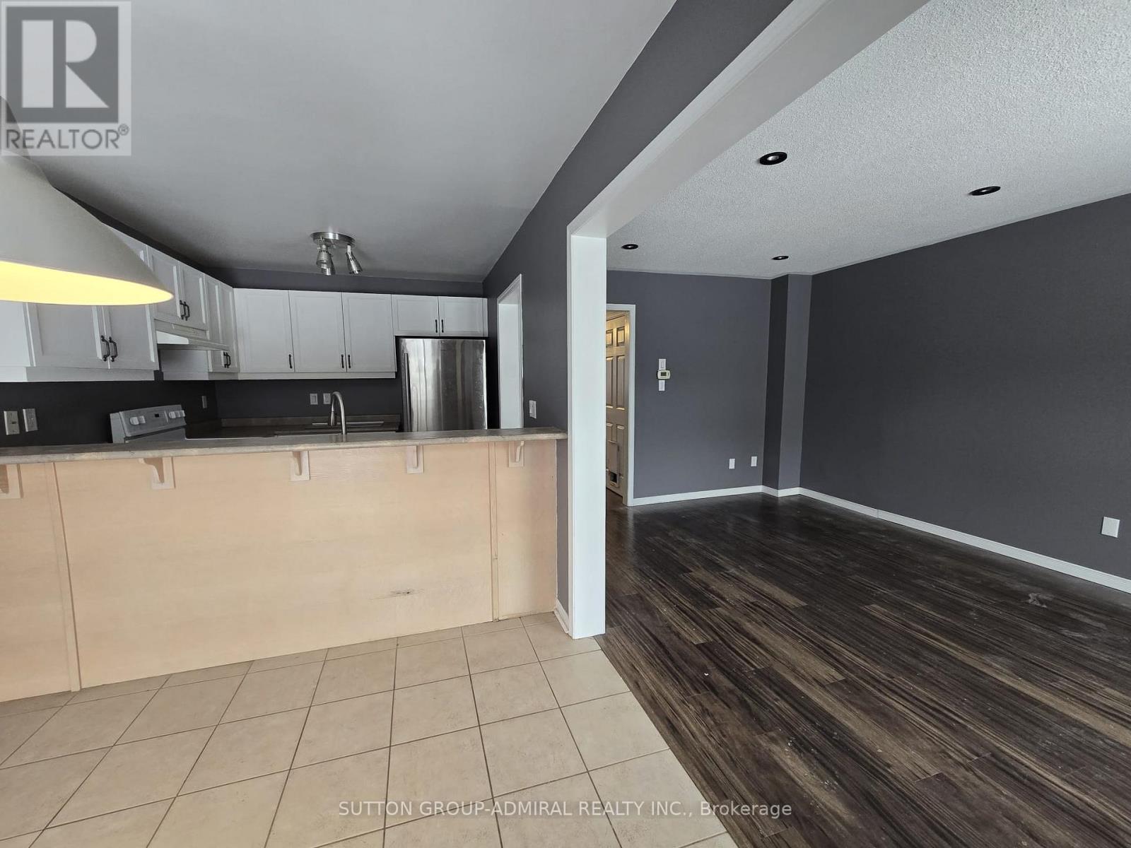 152 Stonemount Crescent, Essa, Ontario  L0M 1B4 - Photo 11 - N12707056