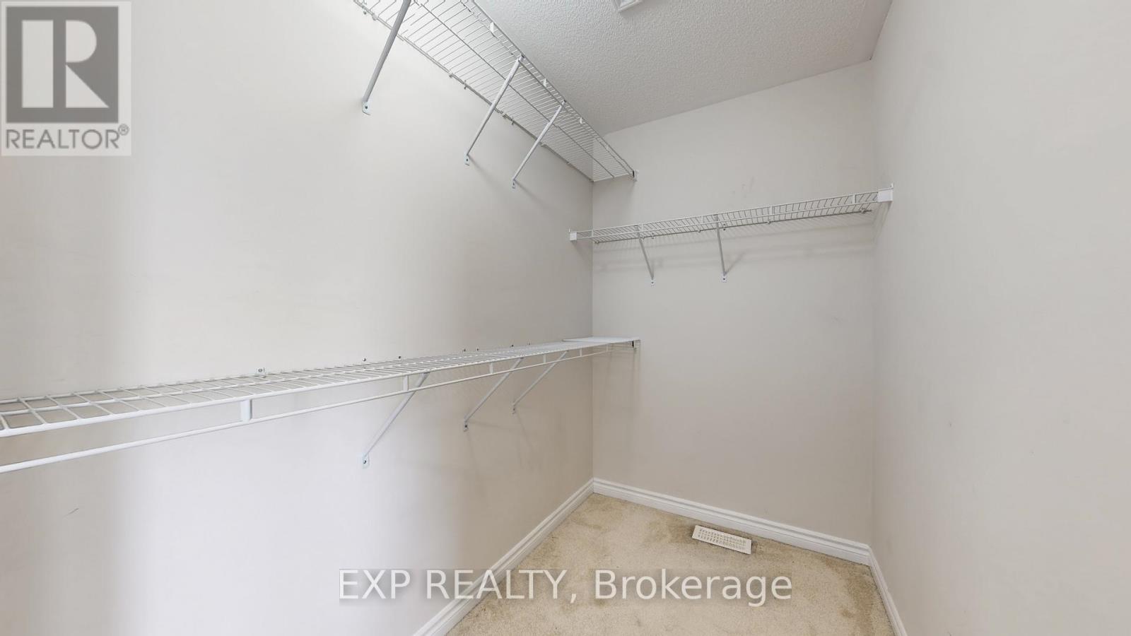 27 Leadenhall Road, Brampton, Ontario  L7A 4G3 - Photo 12 - W12707048