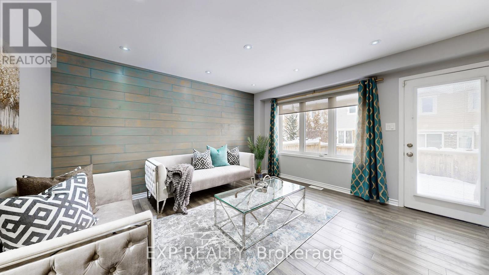 27 Leadenhall Road, Brampton, Ontario  L7A 4G3 - Photo 4 - W12707048