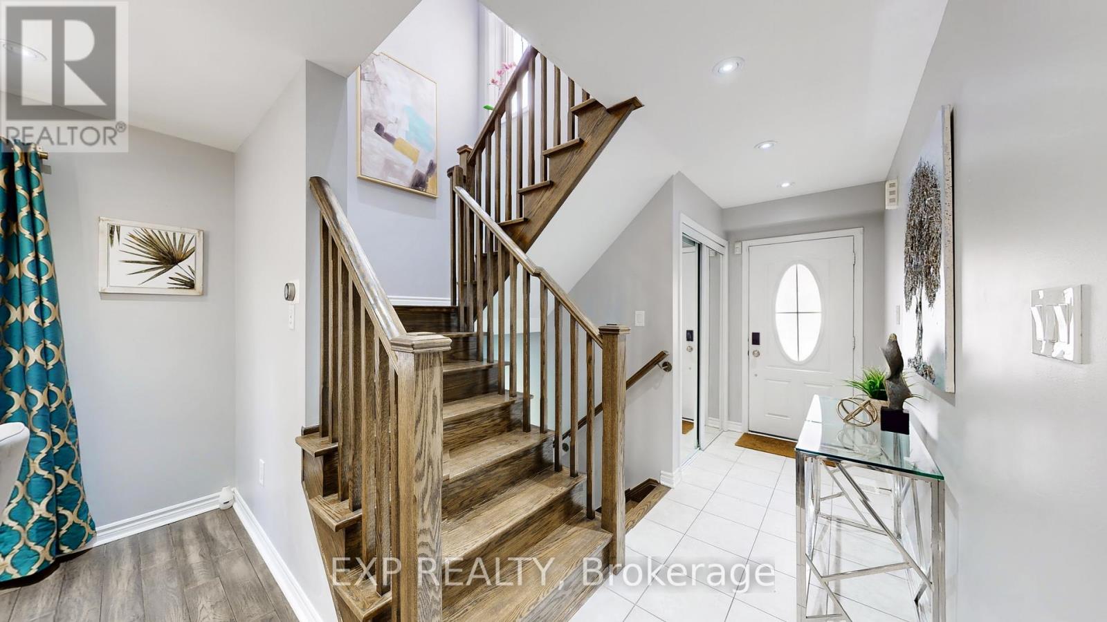 27 Leadenhall Road, Brampton, Ontario  L7A 4G3 - Photo 9 - W12707048