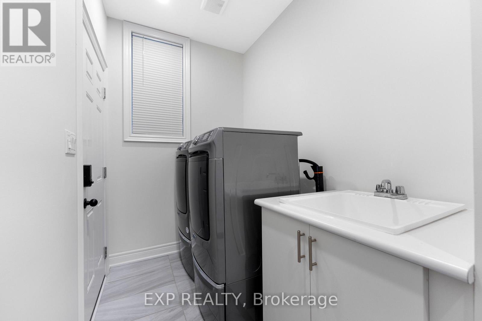 429 Parent Place, Milton, Ontario  L9E 1L2 - Photo 30 - W12707060