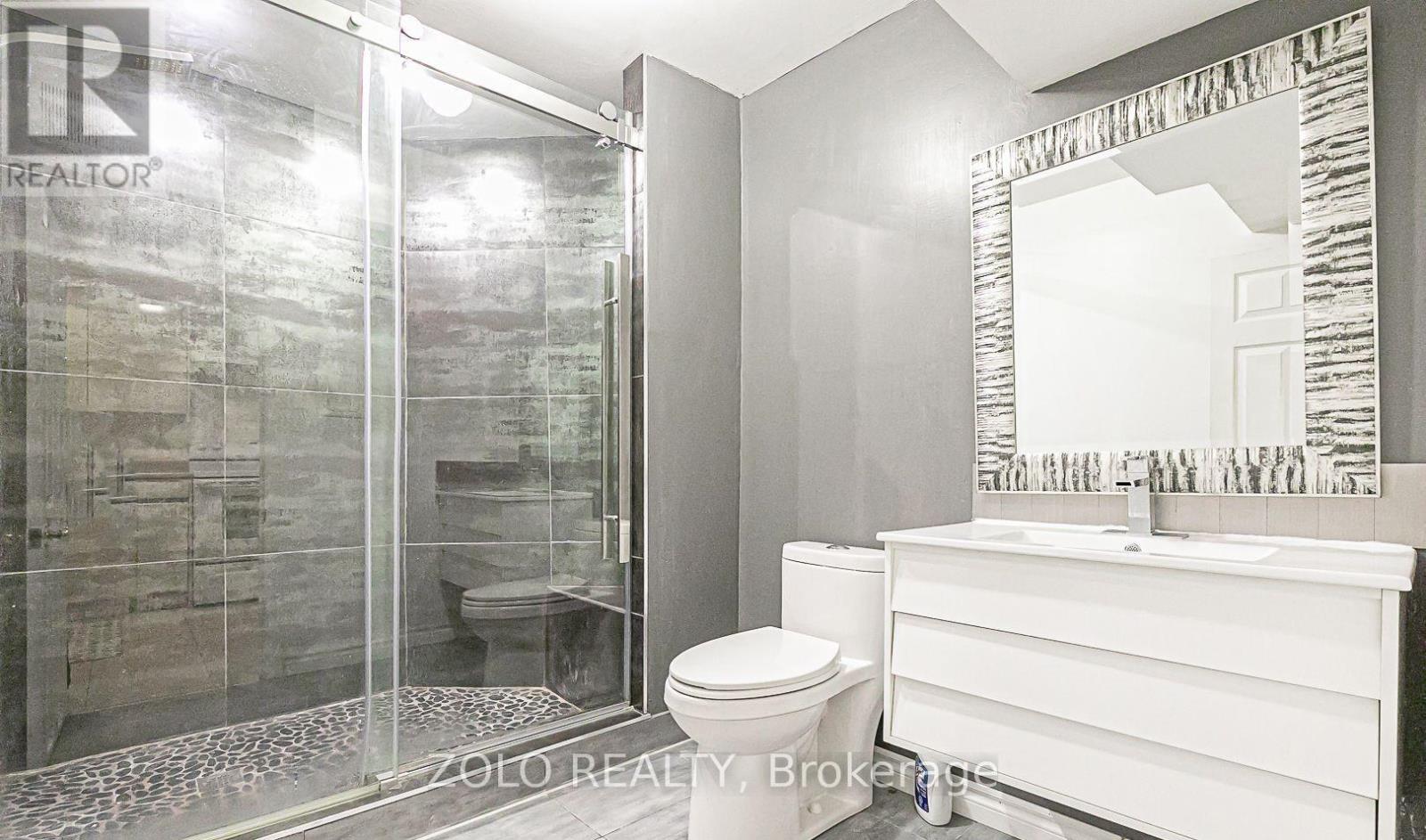 17 Hart Street, Richmond Hill, Ontario  L4C 8X2 - Photo 35 - N12707064