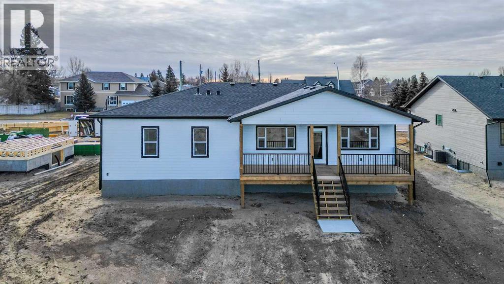 277 E 1 Avenue N, Magrath, Alberta  T0K 1J0 - Photo 45 - A2267463