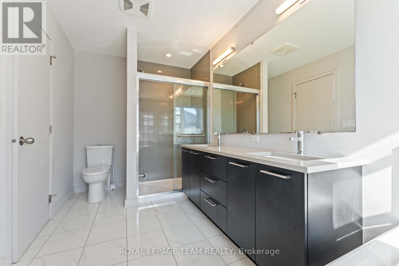 1052 Lunar Glow Crescent, Ottawa, Ontario  K4M 0J9 - Photo 13 - X12702078