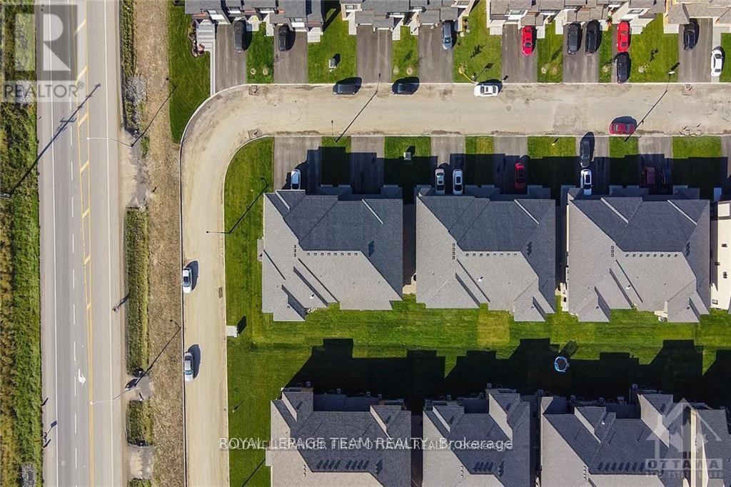 1052 Lunar Glow Crescent, Ottawa, Ontario  K4M 0J9 - Photo 26 - X12702078