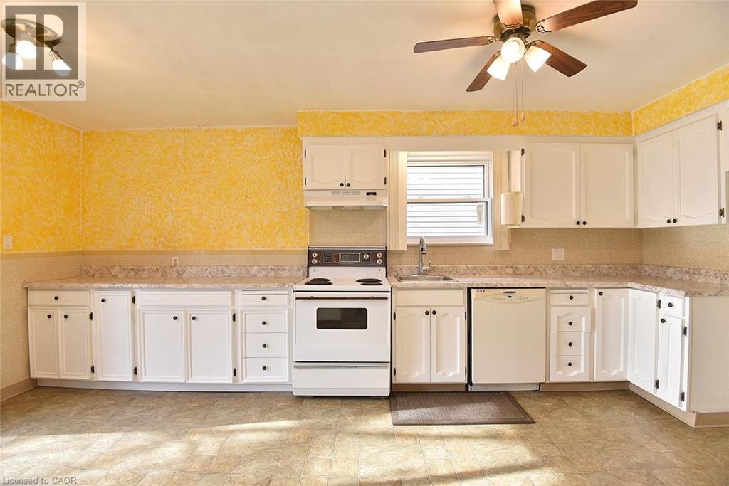 65 Young Street, Welland, Ontario  L3B 4C5 - Photo 23 - 40788696