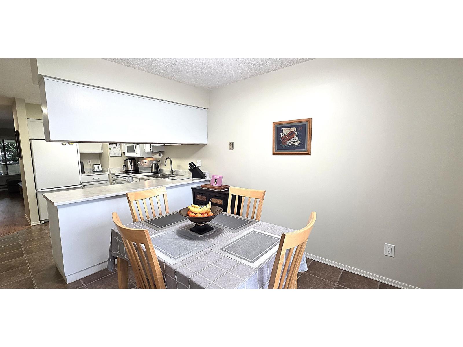 8 32959 George Ferguson Way, Abbotsford, British Columbia  V2S 7W9 - Photo 10 - R3079250