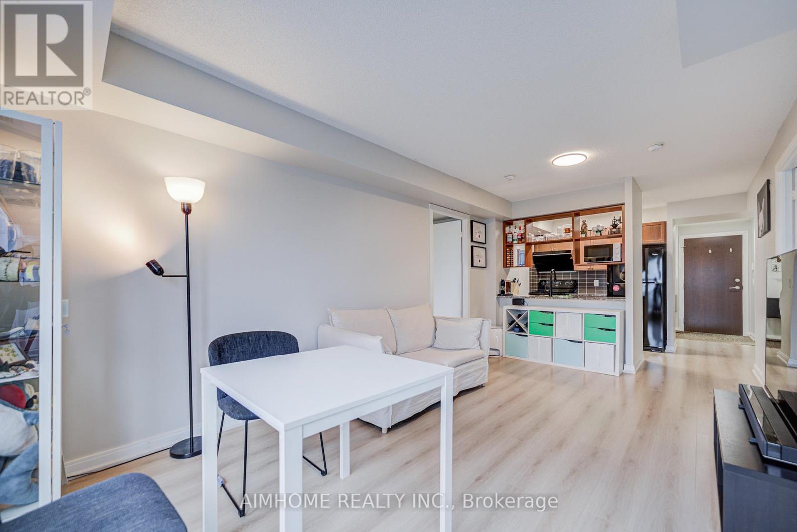 506 - 151 Village Green Square, Toronto (Agincourt South-Malvern West), Ontario  M1S 0K5 - Photo 13 - E12707082