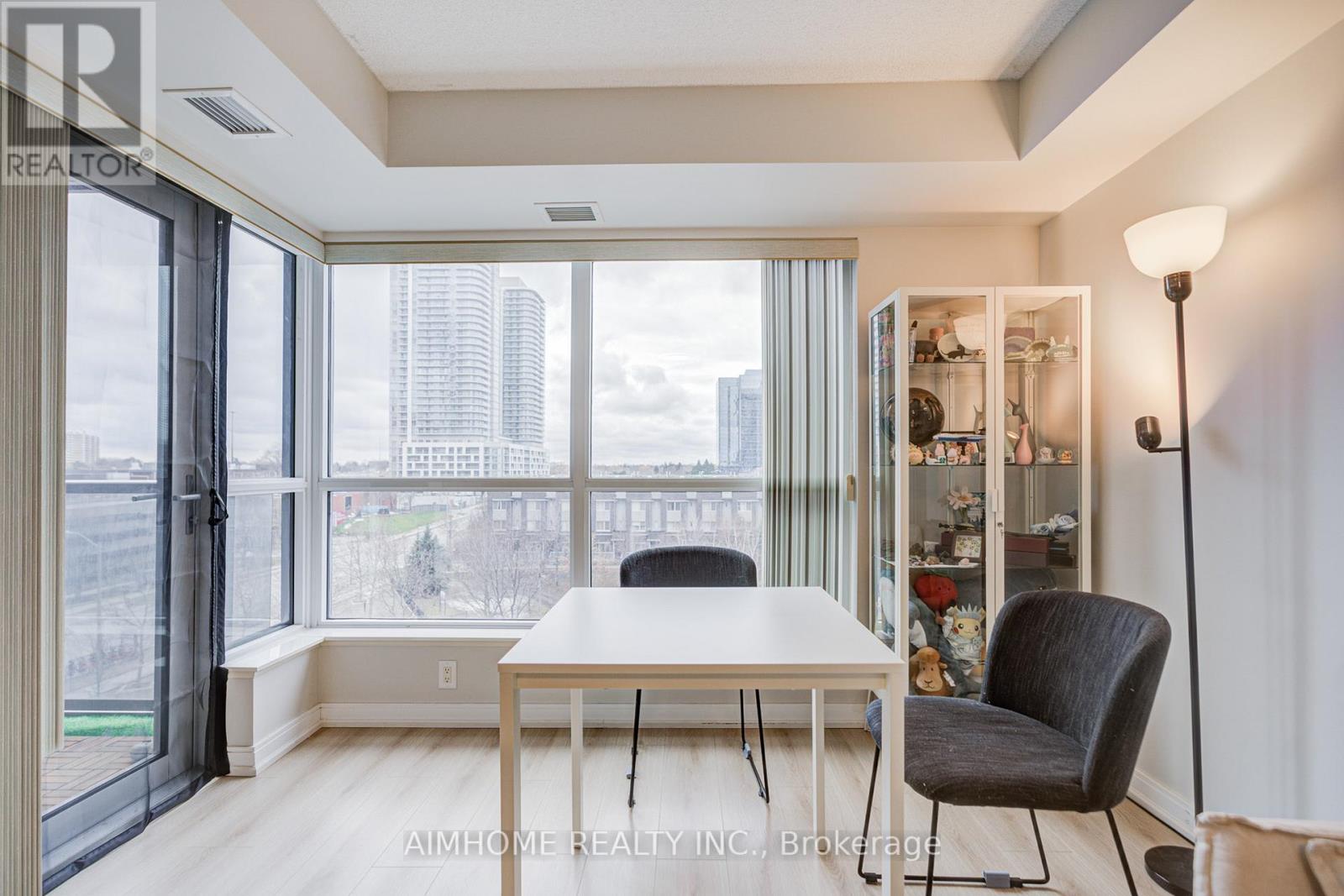 506 - 151 Village Green Square, Toronto (Agincourt South-Malvern West), Ontario  M1S 0K5 - Photo 15 - E12707082