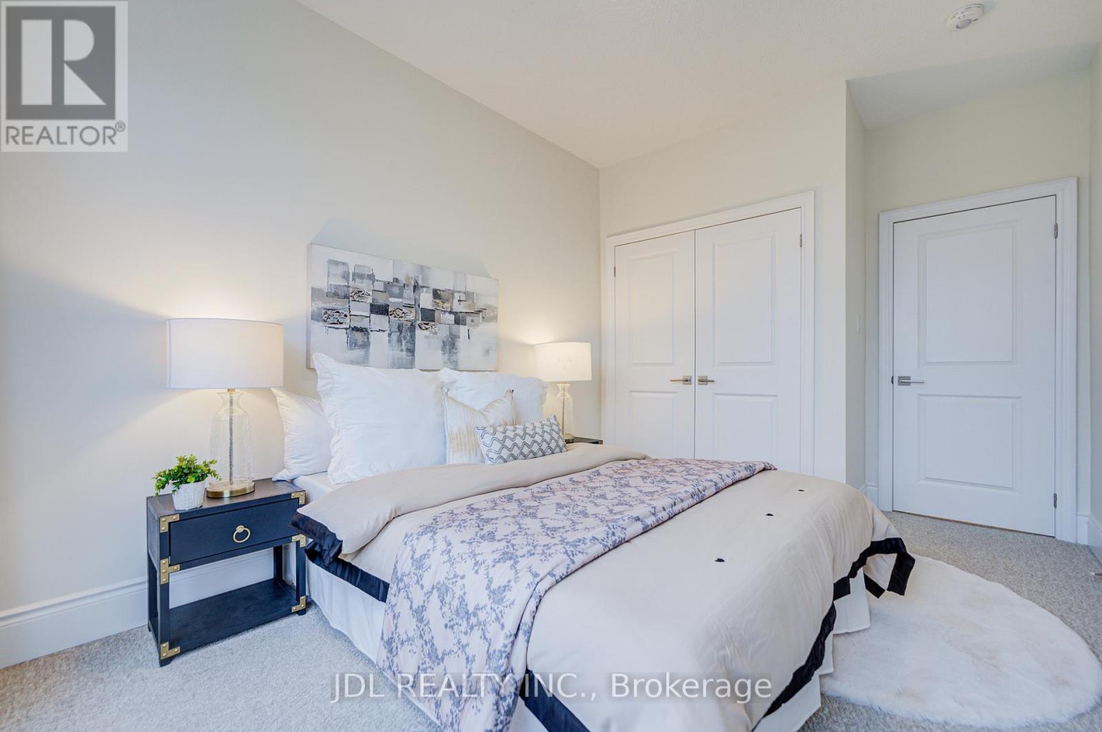 94 Carrville Woods Circle, Vaughan, Ontario  L6A 4Z6 - Photo 47 - N12707068