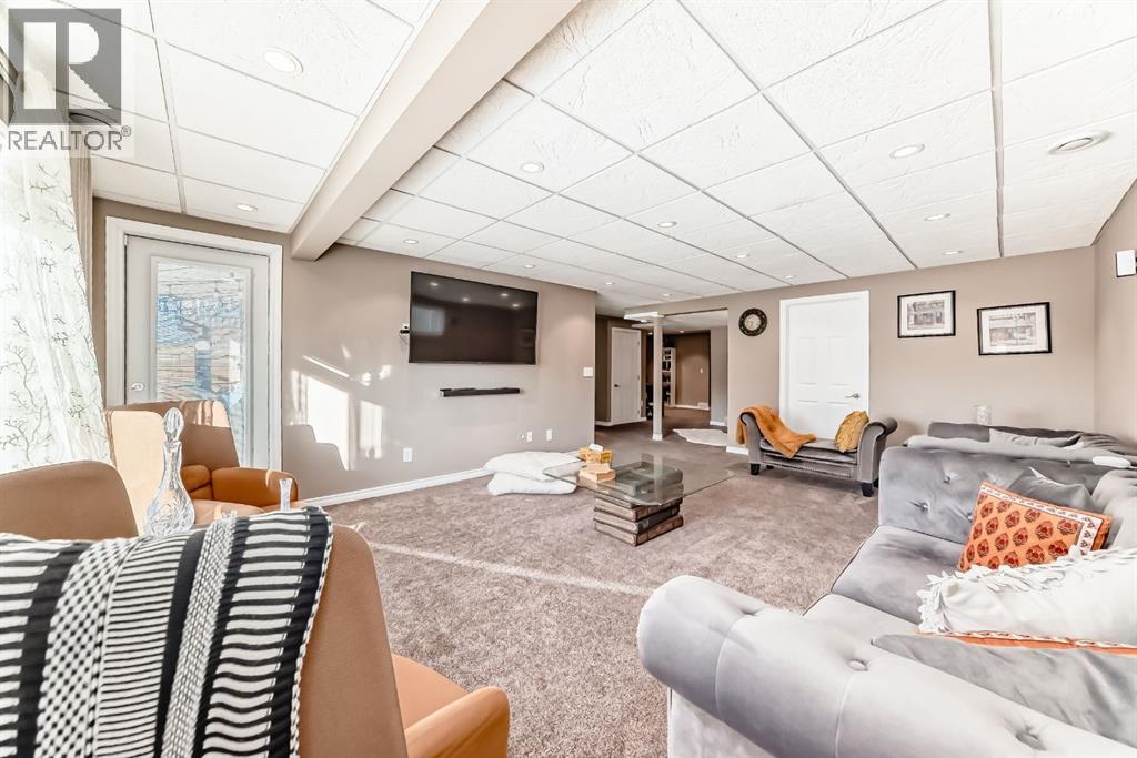 108 Seagreen Lane, Chestermere, Alberta  T1X 0E8 - Photo 34 - A2279964