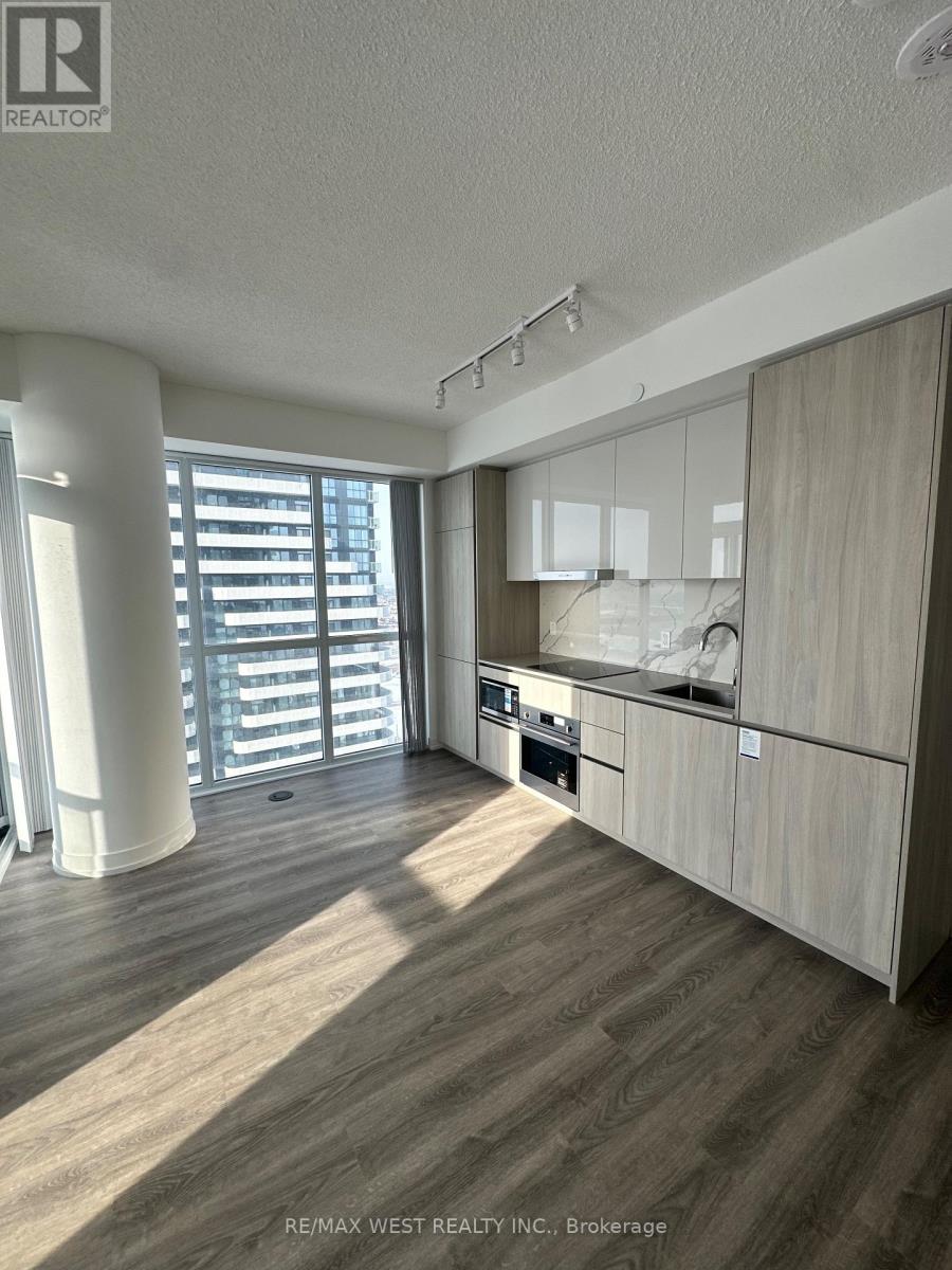 3212 - 8 Interchange Way, Vaughan, Ontario  L4K 0R2 - Photo 4 - N12706798