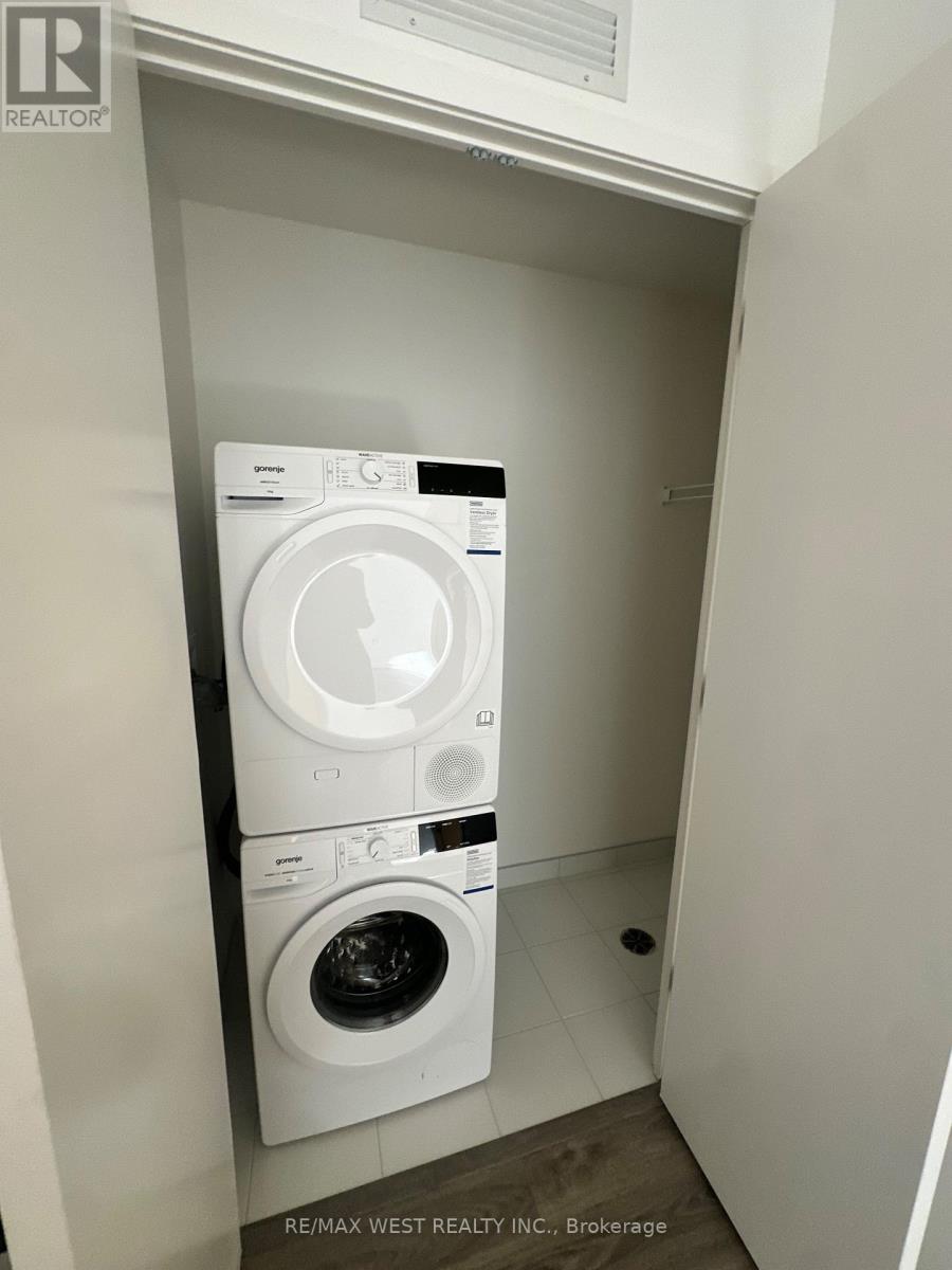 3212 - 8 Interchange Way, Vaughan, Ontario  L4K 0R2 - Photo 8 - N12706798