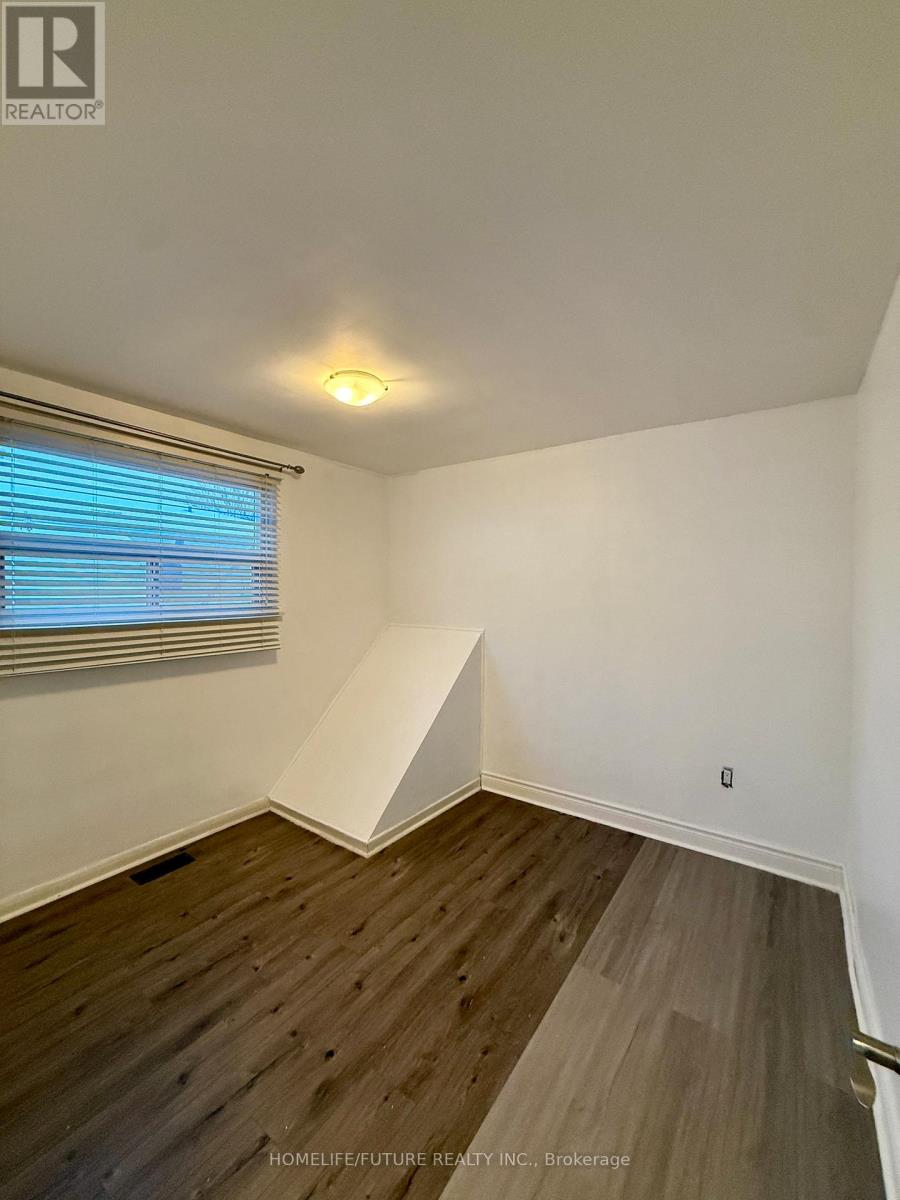 Main - 68 Tulloch Drive, Ajax, Ontario  L1S 2S5 - Photo 4 - E12707088