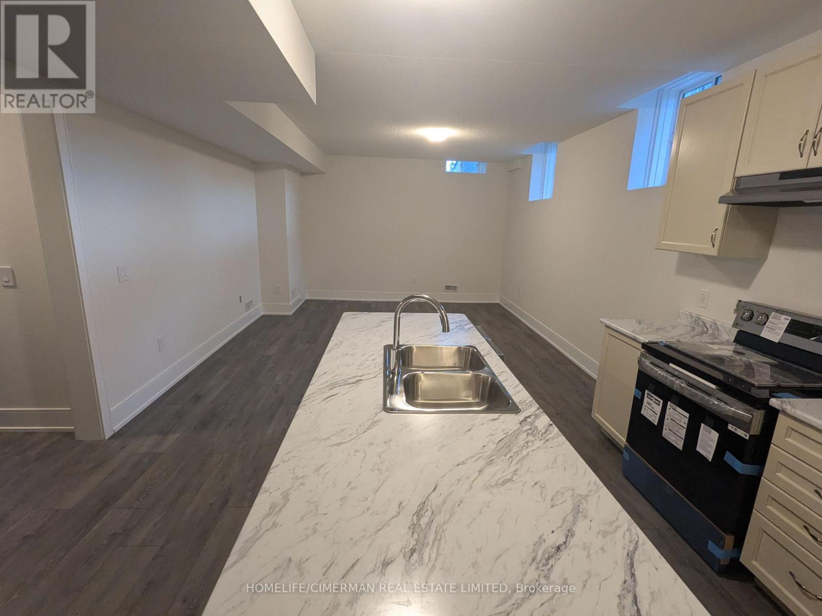 Bsmt - 193 Rowe Street, Bradford West Gwillimbury, Ontario  L3Z 4N2 - Photo 12 - N12707090