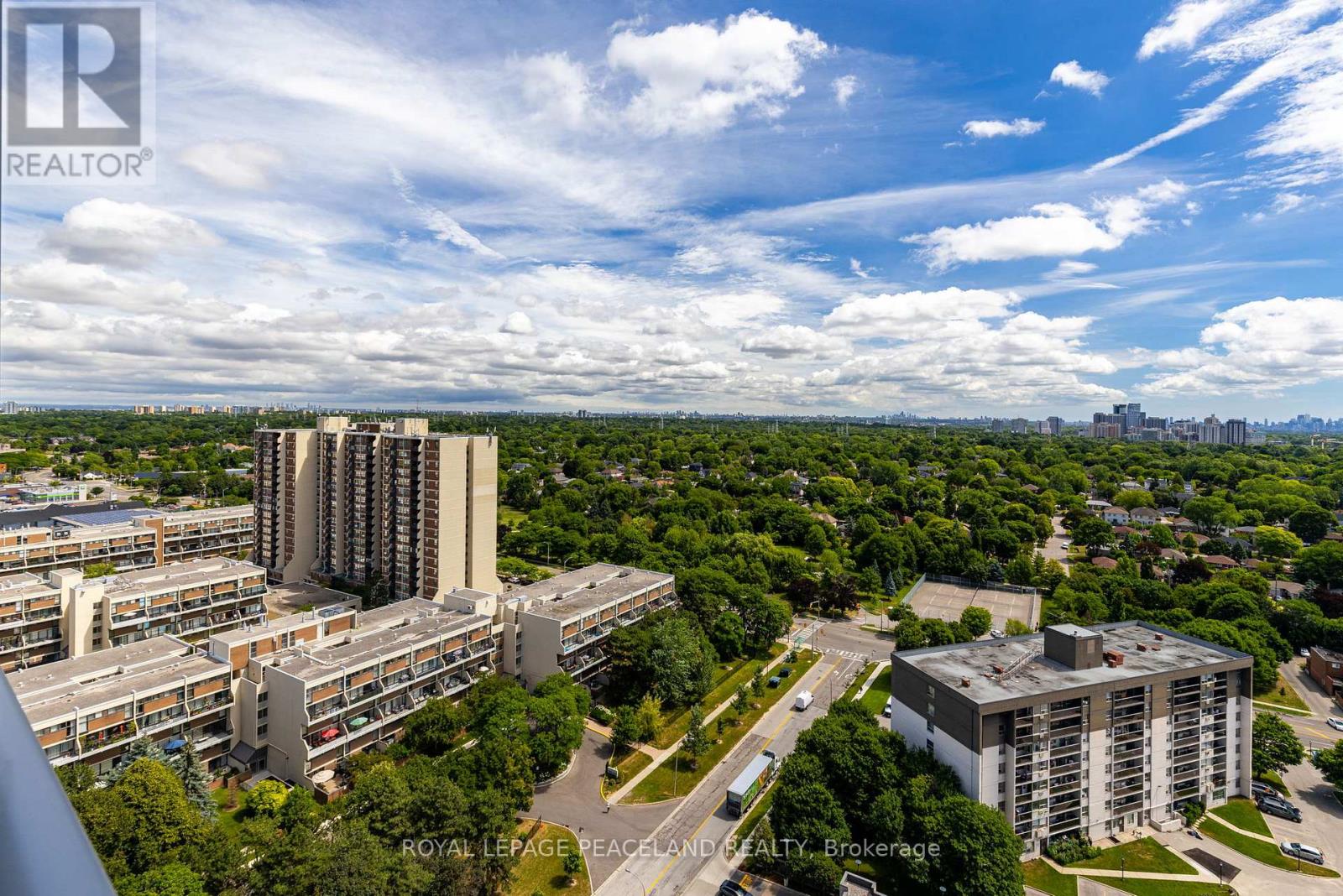 2101 - 1 Valhalla Inn Road, Toronto, Ontario  M9B 1S9 - Photo 10 - W12707104