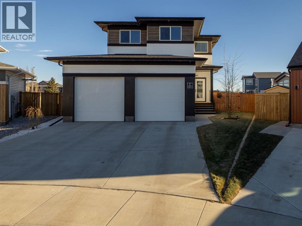 57 Goldenrod Place W, Lethbridge, Alberta  T1J 5W9 - Photo 2 - A2279099