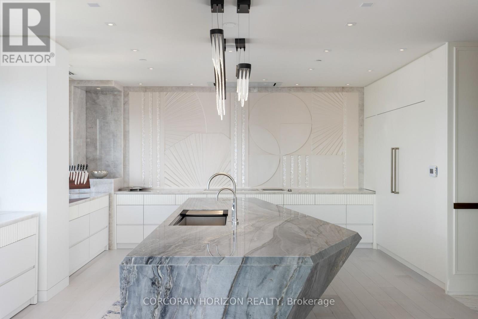 3802 - 200 Cumberland Street, Toronto, Ontario  M5R 0B7 - Photo 20 - C12707124