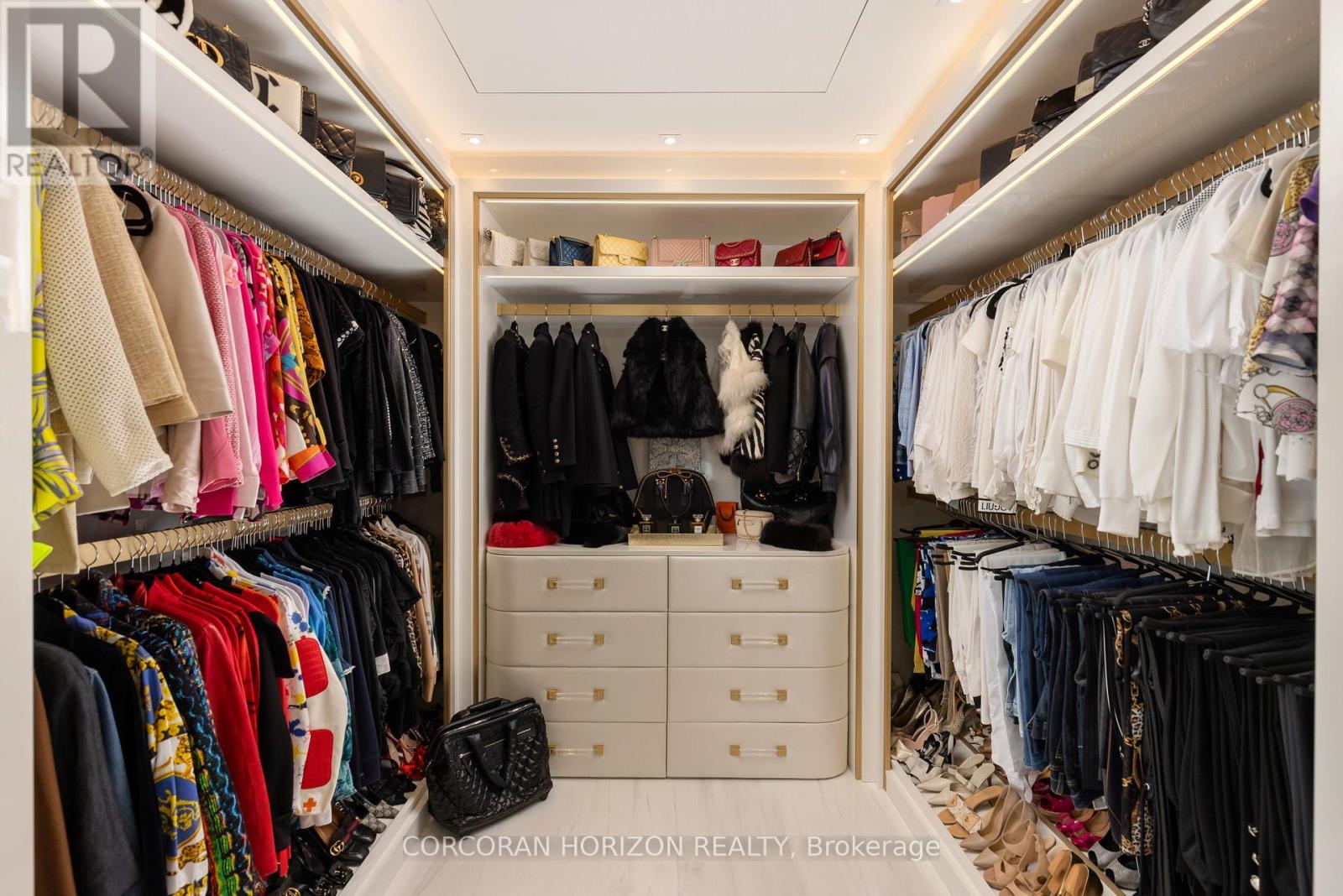 3802 - 200 Cumberland Street, Toronto, Ontario  M5R 0B7 - Photo 27 - C12707124