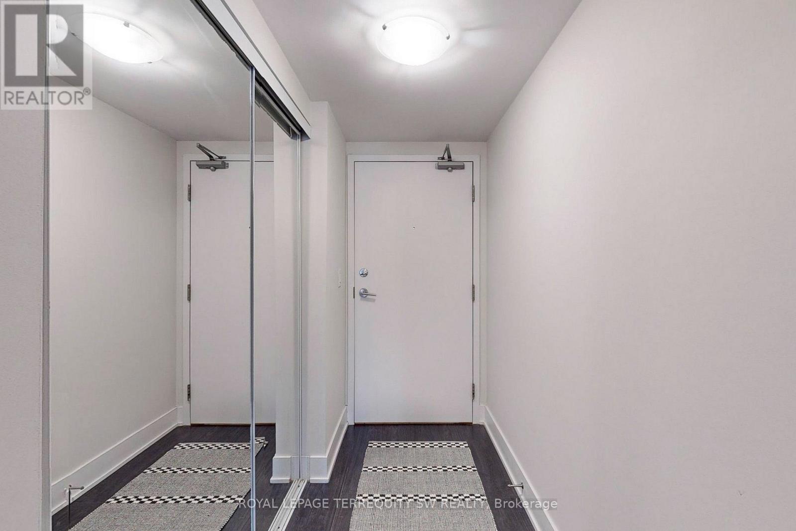 601 - 508 Wellington Street W, Toronto, Ontario  M5V 0K8 - Photo 30 - C12707140