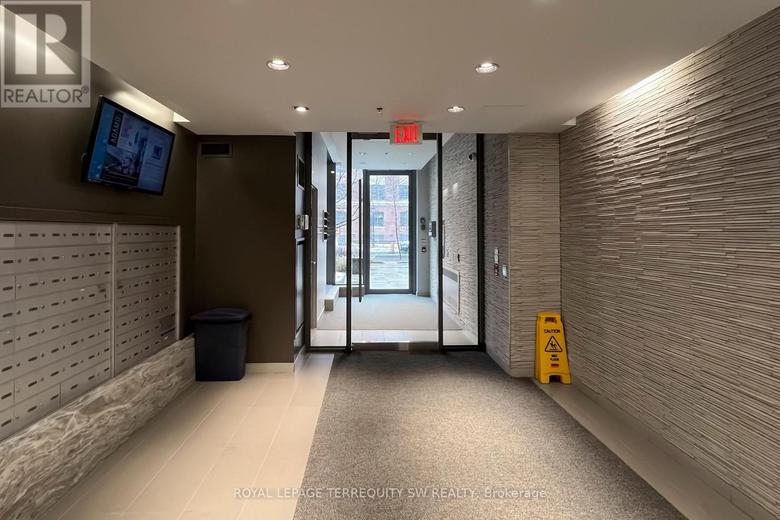 601 - 508 Wellington Street W, Toronto, Ontario  M5V 0K8 - Photo 5 - C12707140