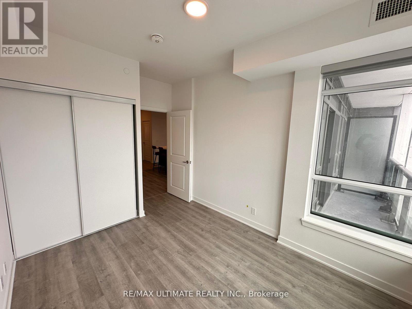 1701a - 30 Upper Mall Way, Vaughan, Ontario  L4J 0L7 - Photo 6 - N12707130