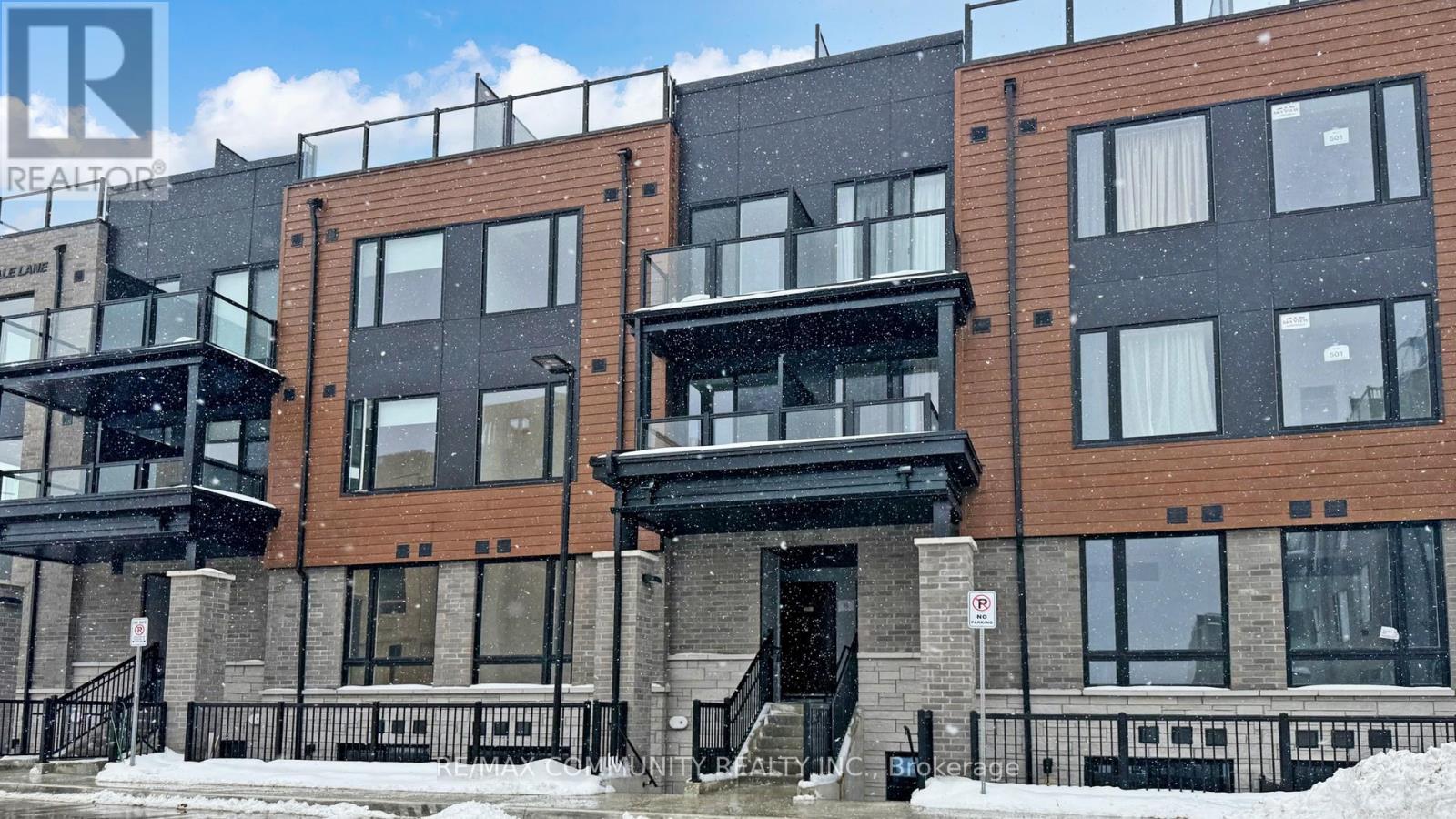 30 Markdale Lane, Markham, Ontario  L3S 0E3 - Photo 2 - N12707142