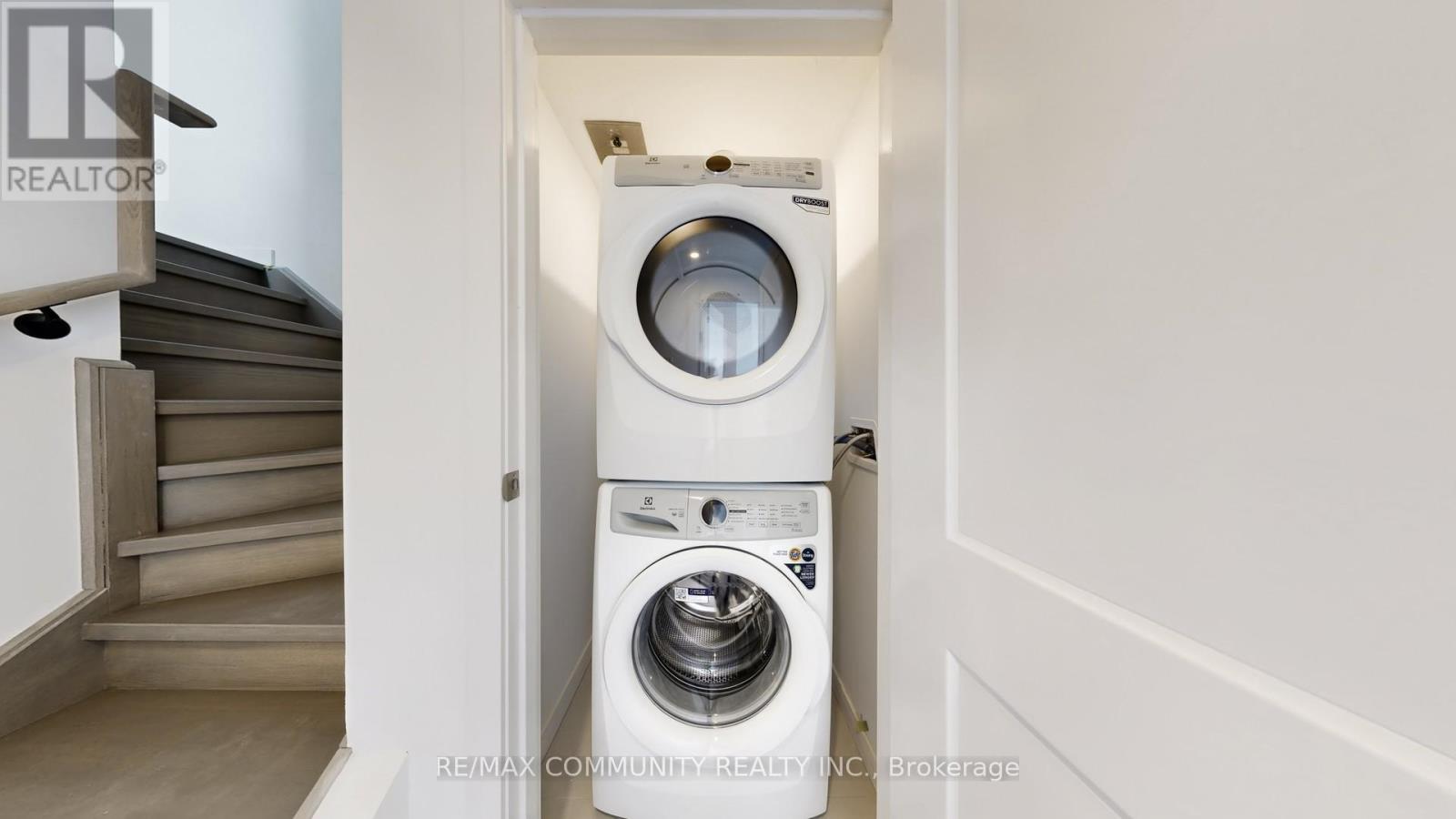 30 Markdale Lane, Markham, Ontario  L3S 0E3 - Photo 25 - N12707142