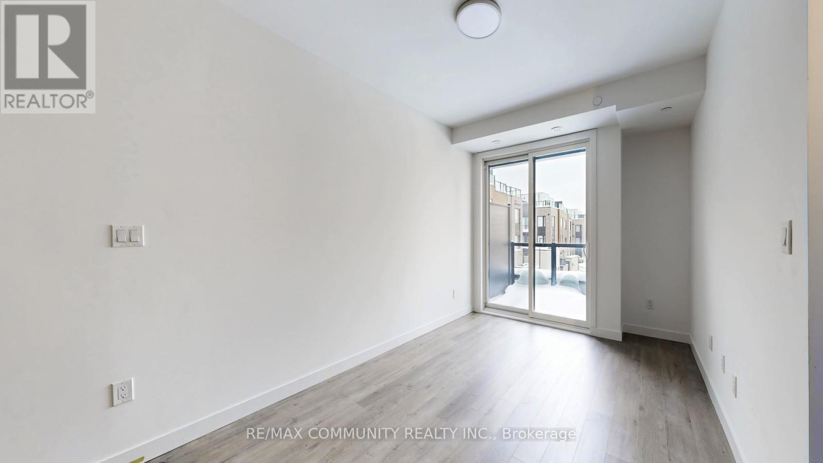 30 Markdale Lane, Markham, Ontario  L3S 0E3 - Photo 4 - N12707142