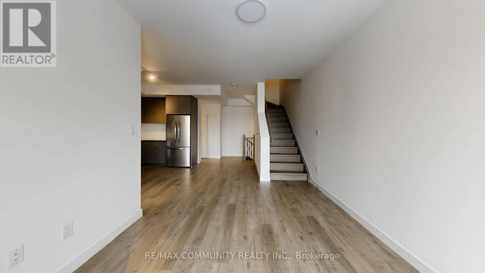 30 Markdale Lane, Markham, Ontario  L3S 0E3 - Photo 8 - N12707142