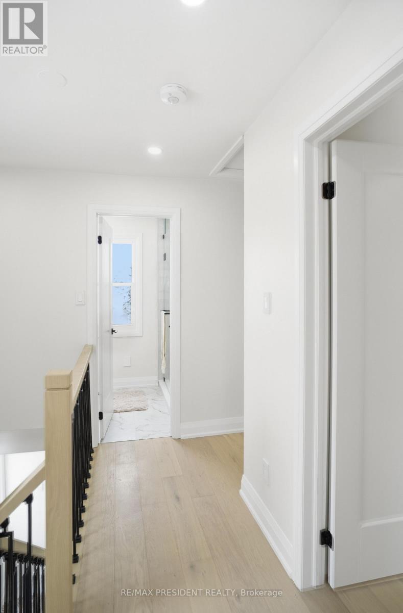 8 Northgate Boulevard, Brampton, Ontario  L6S 4A6 - Photo 9 - W12707132