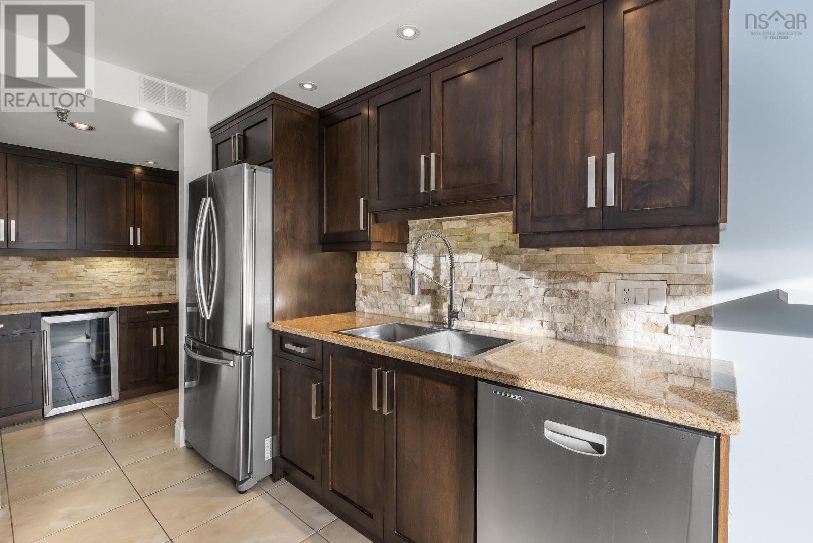 324 45 Vimy Ave., Halifax, Nova Scotia  B3M 4C5 - Photo 15 - 202529325