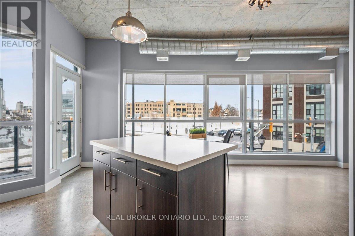 203 - 1 Victoria Street S, Kitchener, Ontario  N2G 0B5 - Photo 10 - X12707122